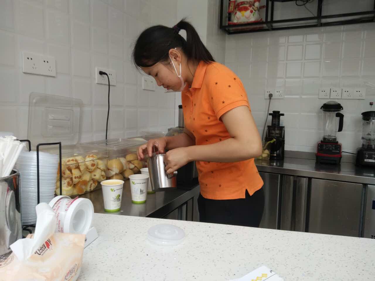 v2juiceworld(高鑫广场店)