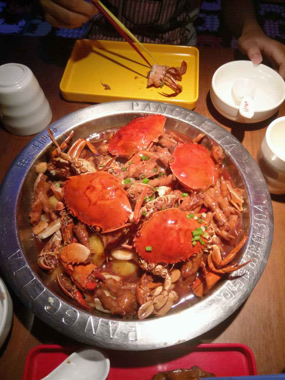 2021胖哥俩肉蟹煲(宿迁宝龙广场店)美食餐厅,挺好吃的 就是有点咸