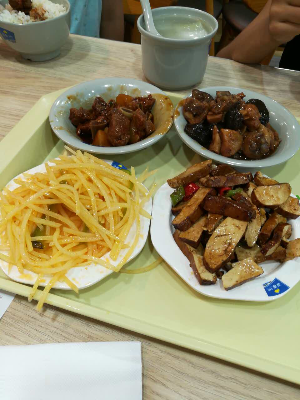 2022苏客中式快餐(梅山店)美食餐厅,菜还过的去,环境也挺好,感.