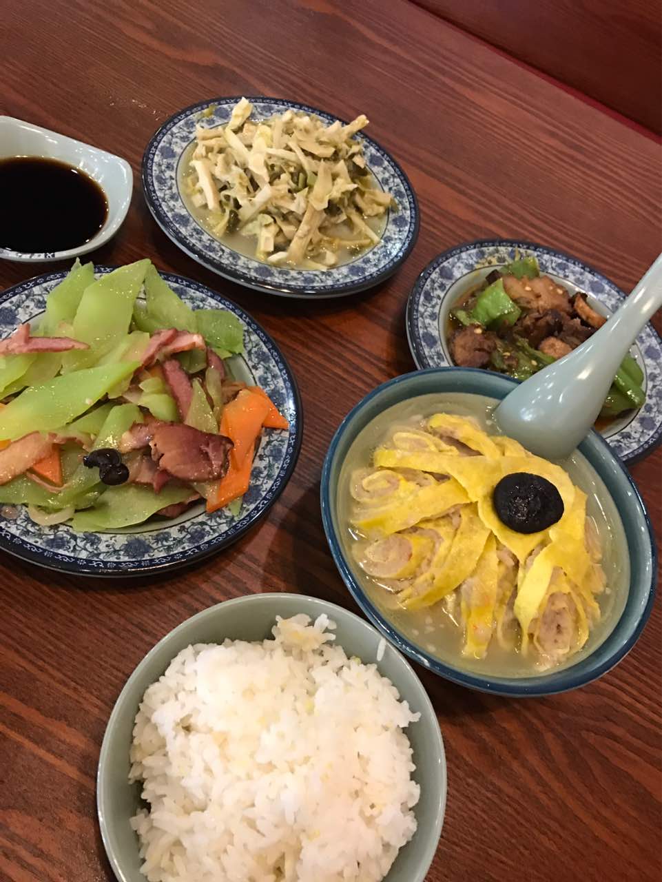 金勺子中式餐厅(新城店)