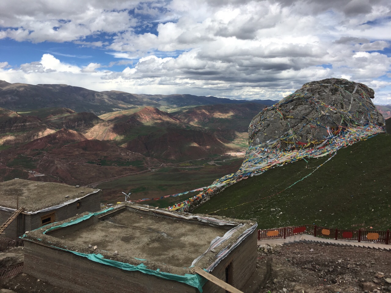 国内小众景点：中国的“天空之城”——西藏孜珠寺