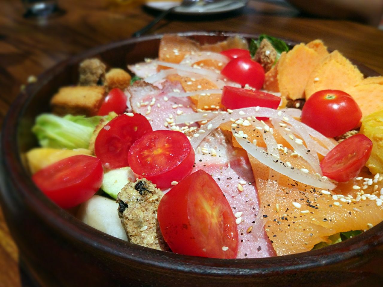 沙拉怪兽美式餐厅