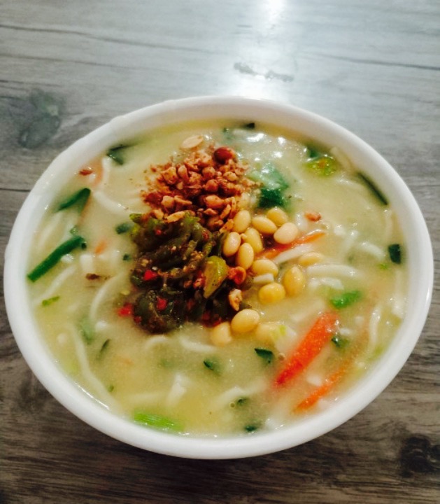 班壮糊涂面·浆面条 快餐简餐 直线距离 100m