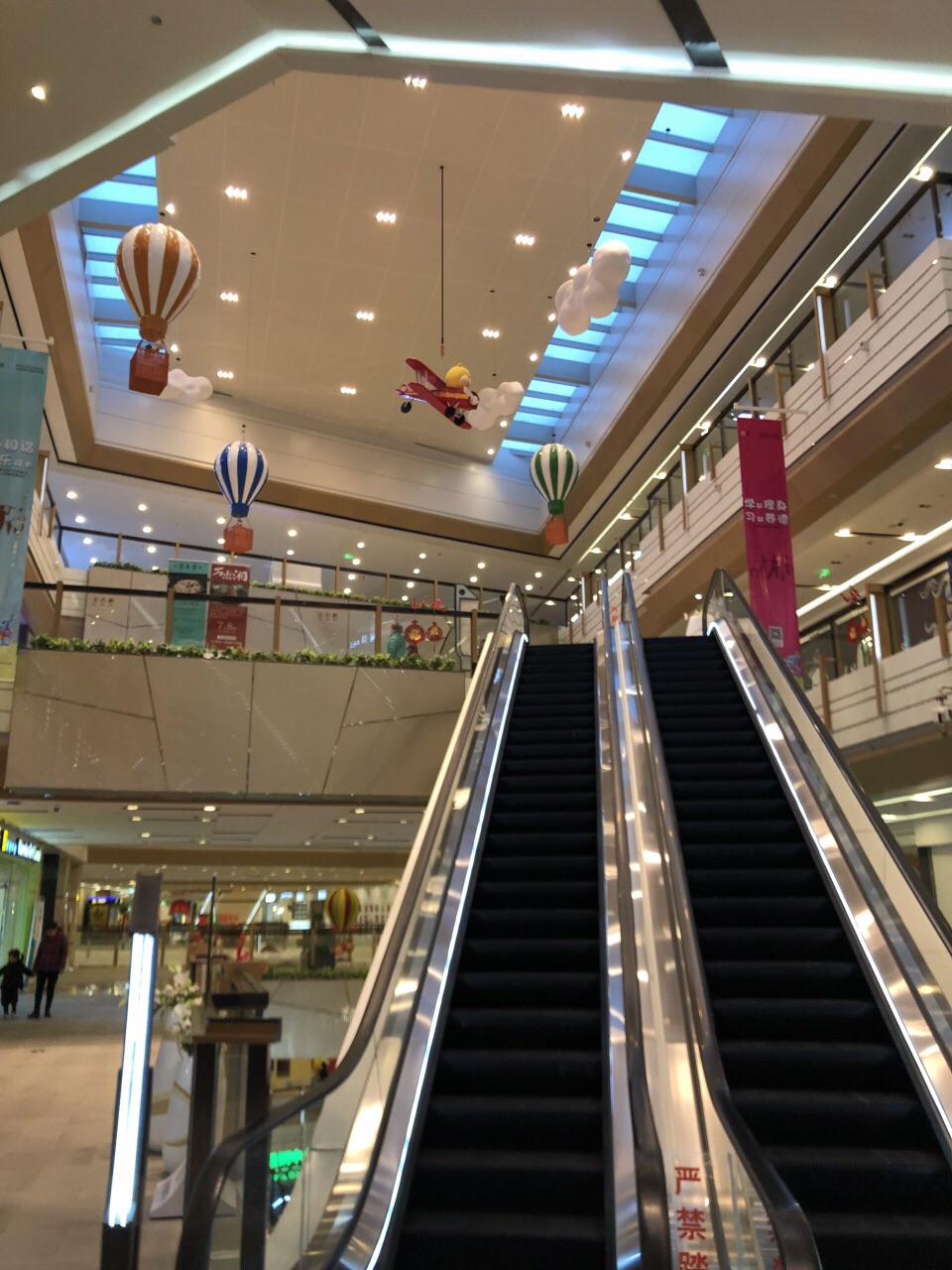 绿地缤纷广场(周浦店)