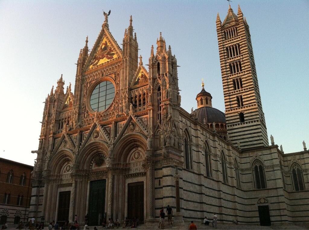 克莱蒙费朗圣母升天大教堂