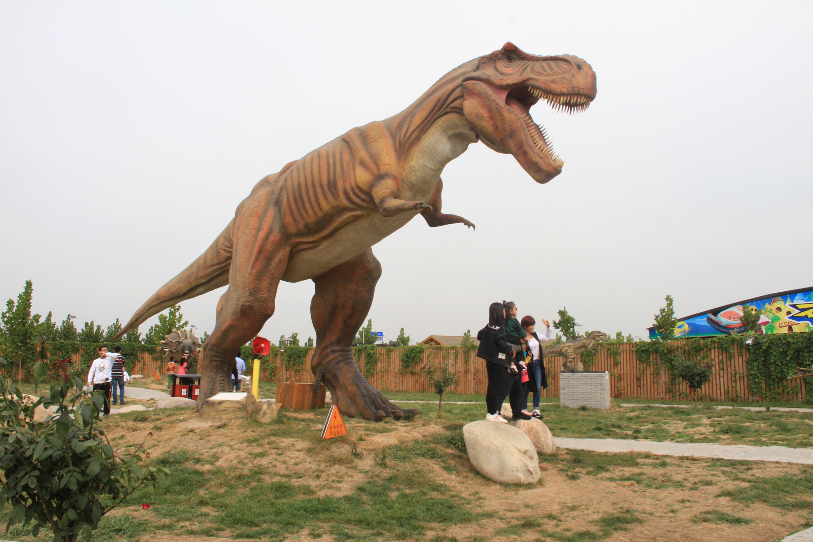 合肥侏罗纪恐龙乐园图片