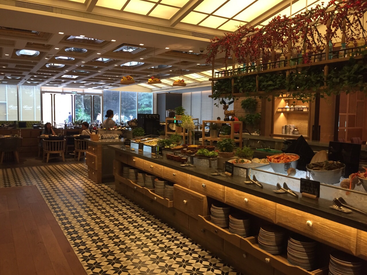 食百绚全日制餐厅(棕榈泉费尔蒙酒店)