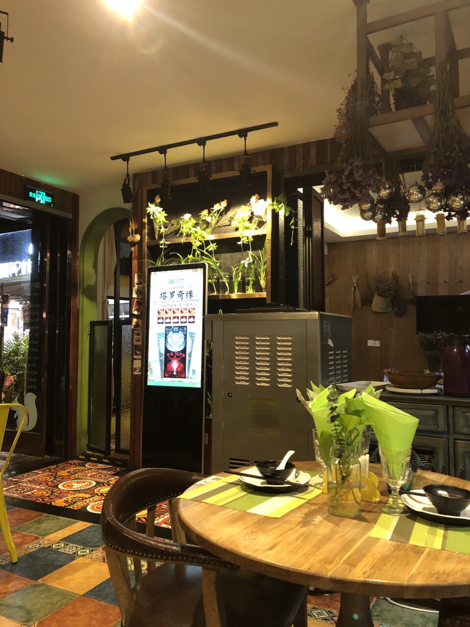 【携程美食林】杭州曼陀林·花园餐厅(西湖玉皇山店)餐馆,曾至于此