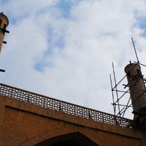 迈纳.琼邦menar jonban