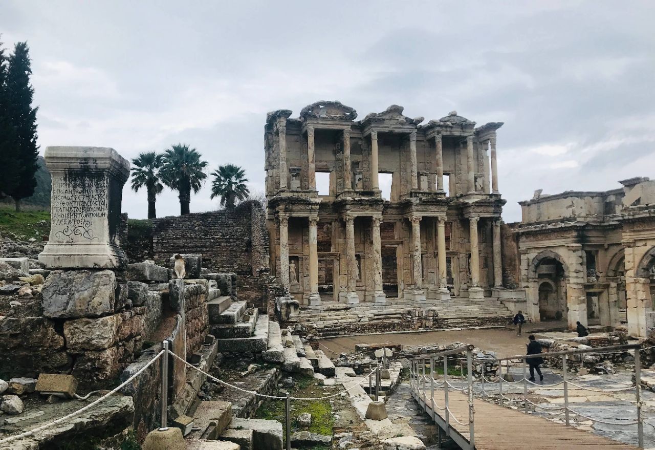 2022以弗所古城游玩攻略,阿尔忒弥斯神庙为古代世界七...【去哪儿攻略】