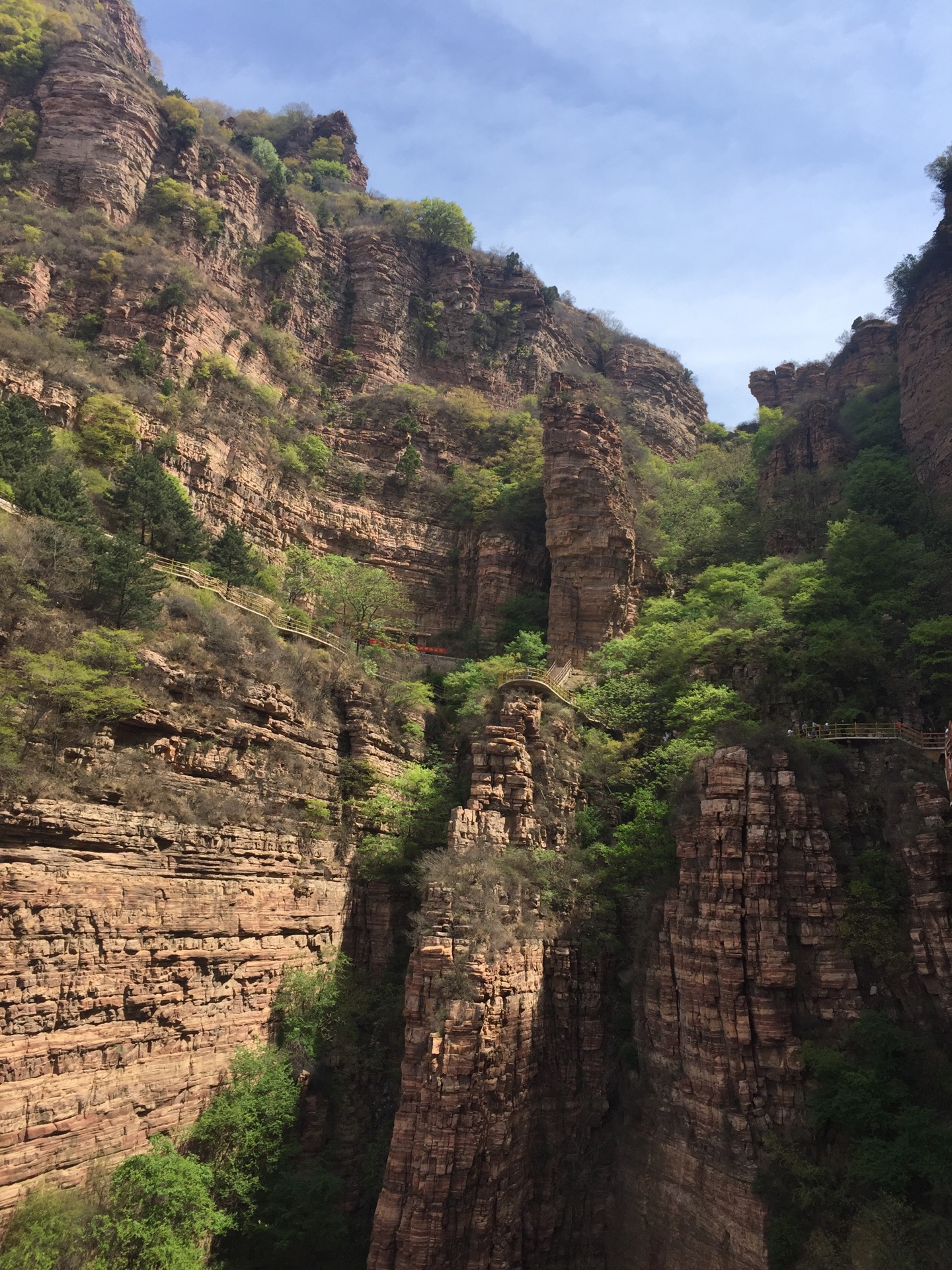 邯鄲旅遊年卡包含東太行山景區,七步溝景區,京娘湖景區等幾十個景點真