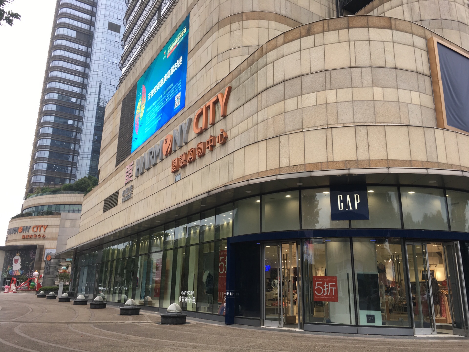 【携程攻略】苏州gap(圆融星座店)购物,位于圆融购物中心的一楼最好的