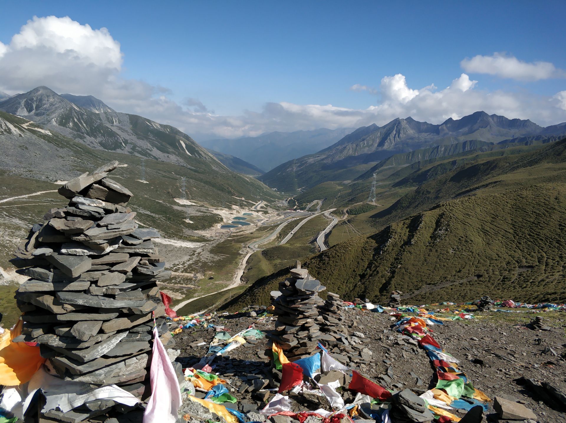 【携程攻略】康定折多山景点,318国道上的一个海拔4298米的垭口,上去