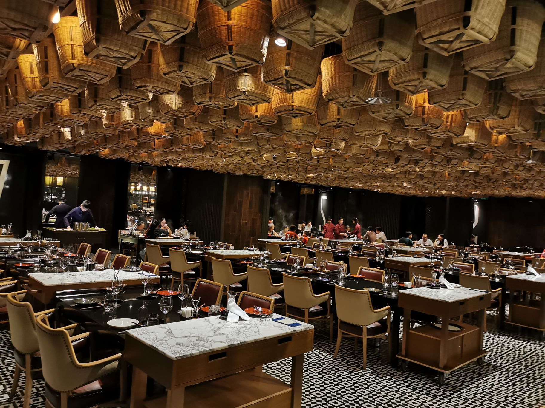 8号火锅中餐厅(成都群光君悦酒店)