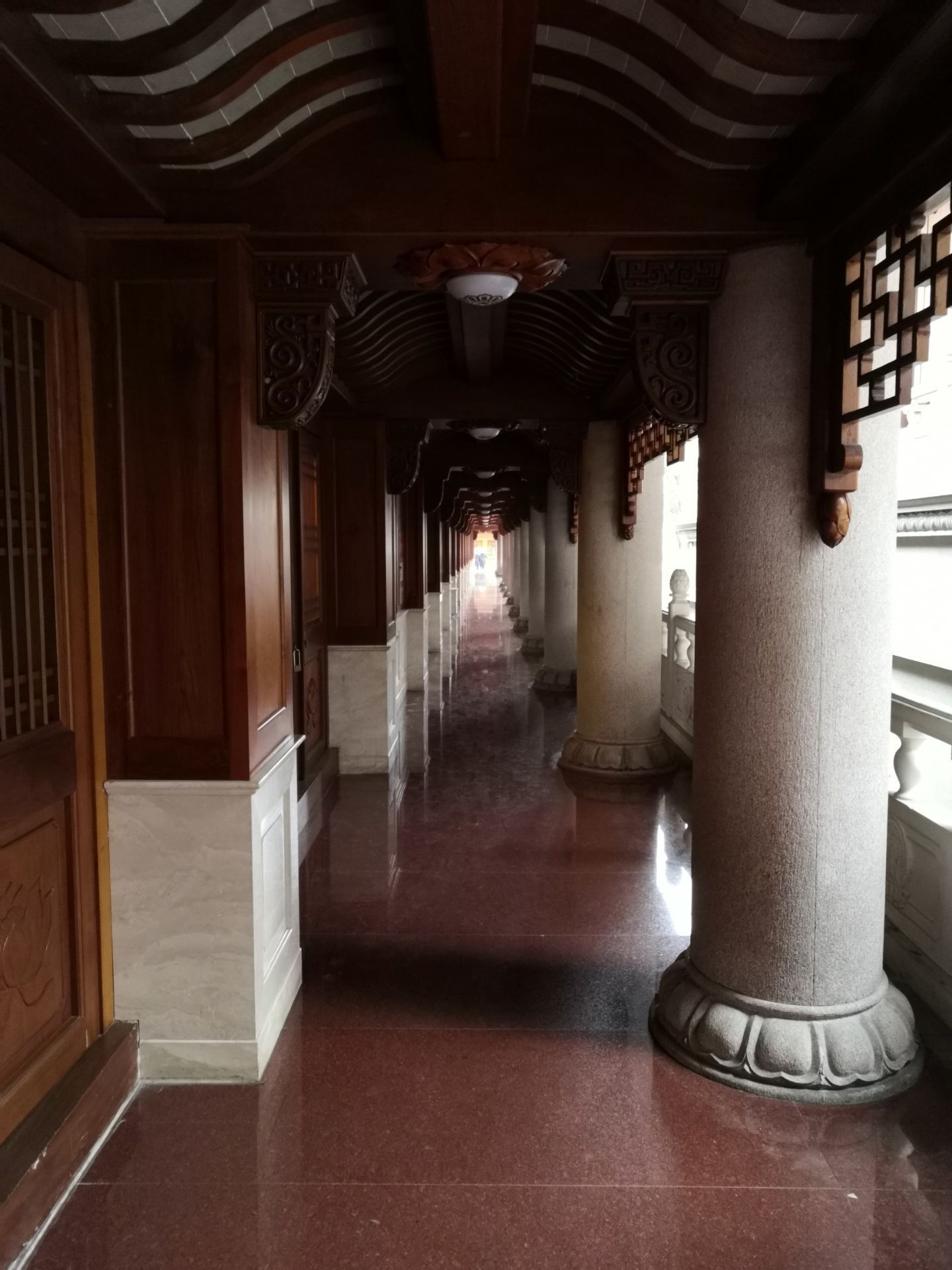 静安寺内部图片图片