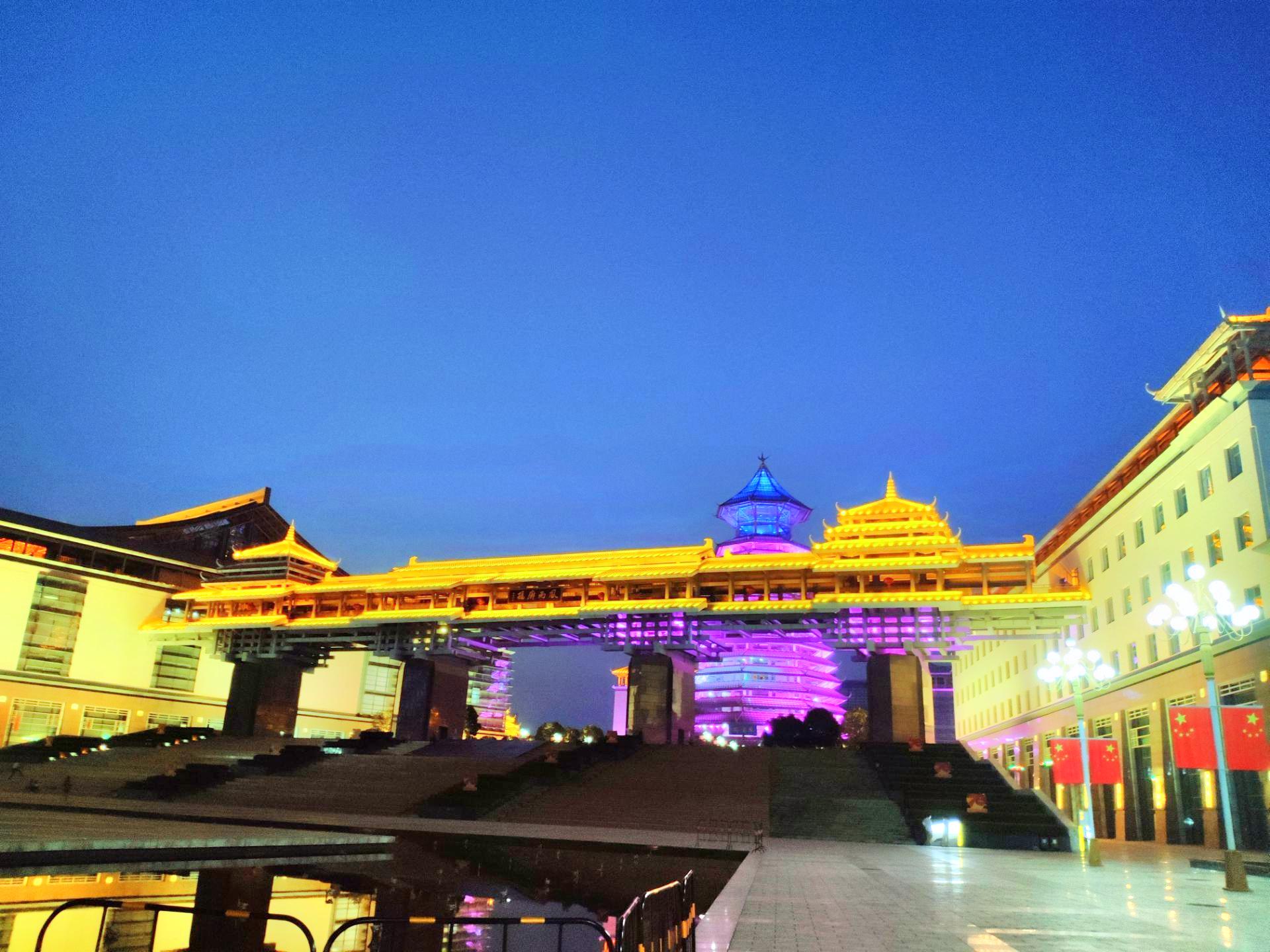 临桂区文化广场图片