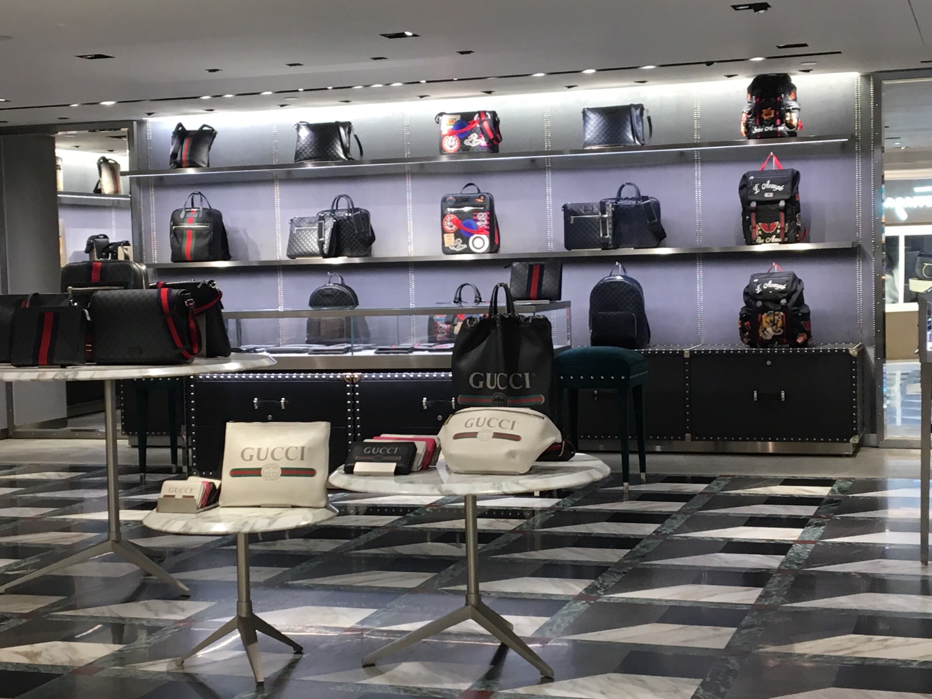 香港gucci(时代广场店)怎么样/如何去,gucci(时代广场店)购物好不好