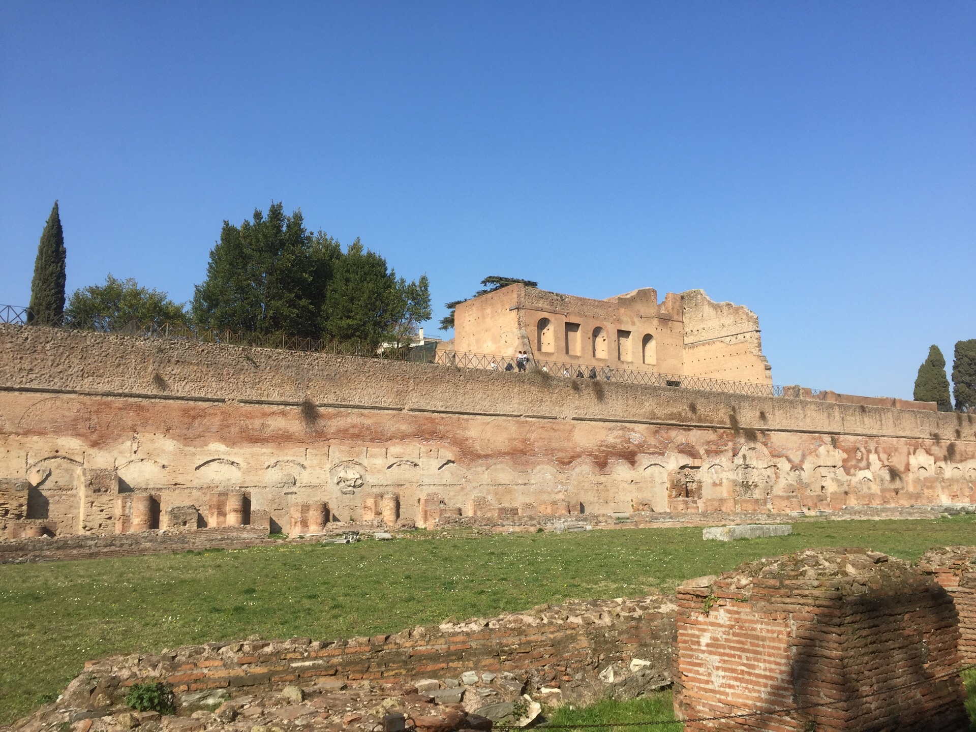  hill 其中一个遗址,位于 domus augustana 