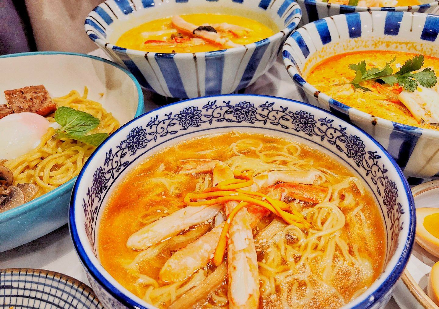 到店必点「金玡居拌面」戳破水波蛋,让丝滑温润的