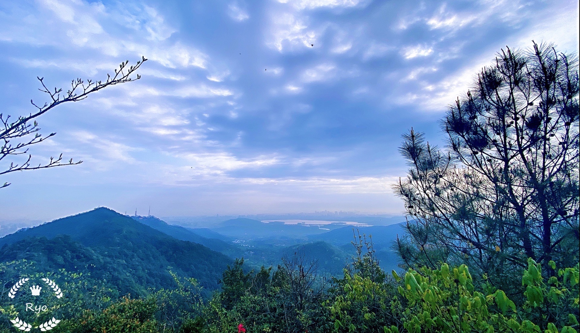 【攜程攻略】杭州十里琅璫景點,杭州三面環山一面城,中間就是世界遺產