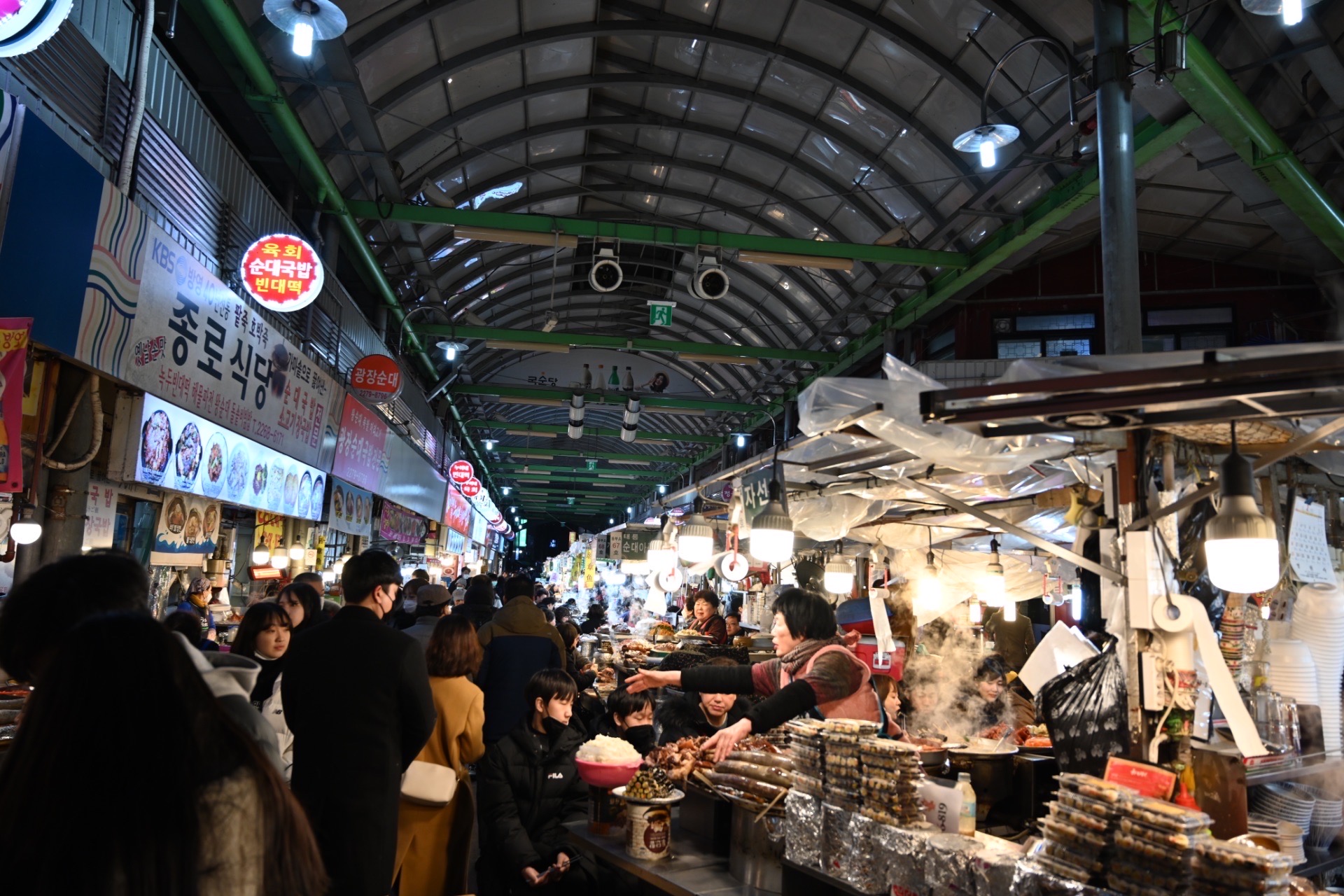 首爾廣藏市場美食街好吃嗎,廣藏市場美食街味道怎麼樣,環境/服務好不