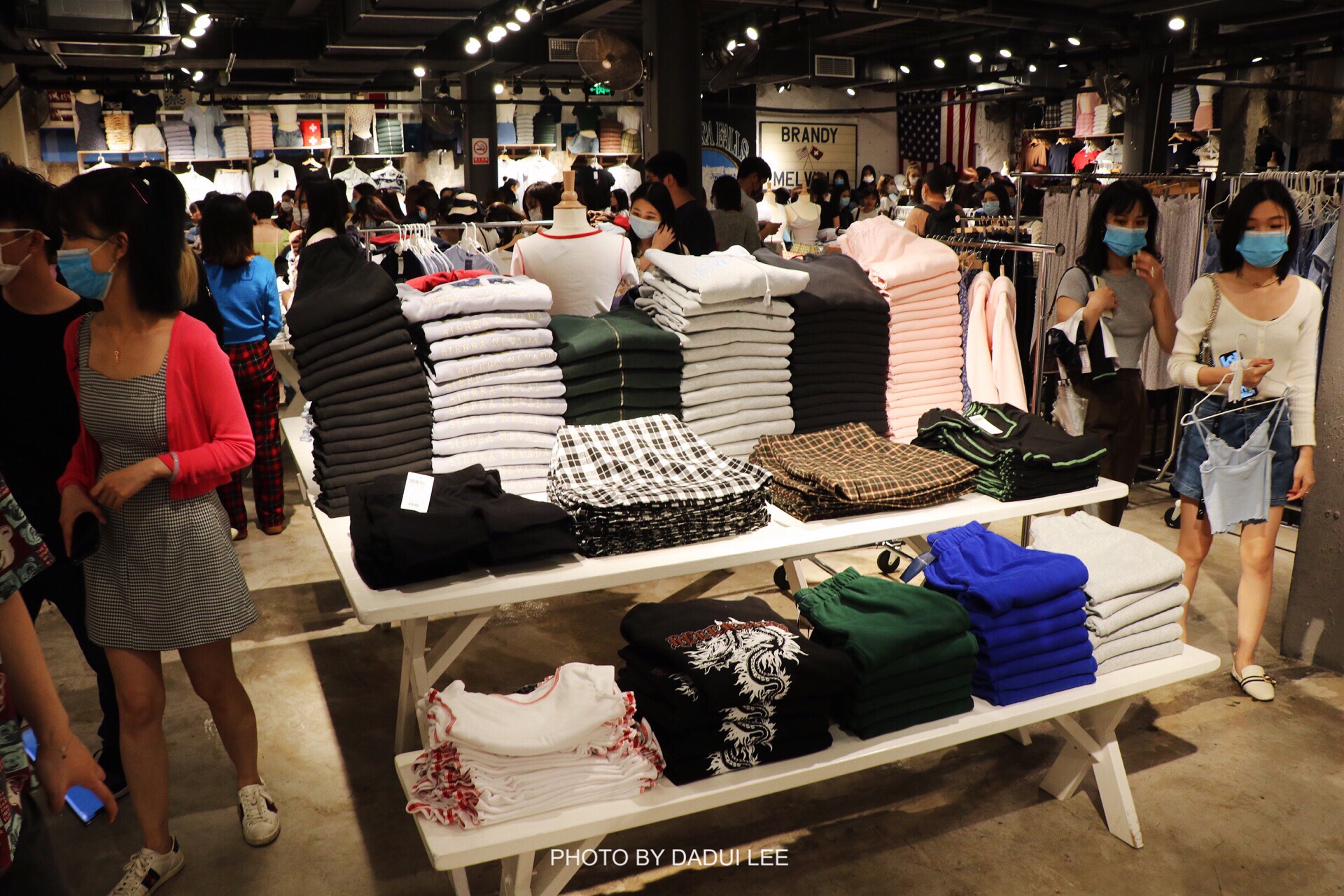 上海Brandy Melville购物攻略,Brandy Melville物中心/地址/电话/营业时间【携程攻略】