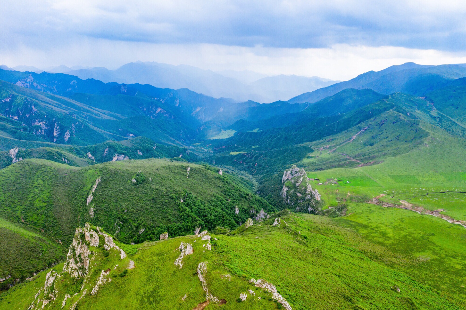 吐鲁沟国家森林公园