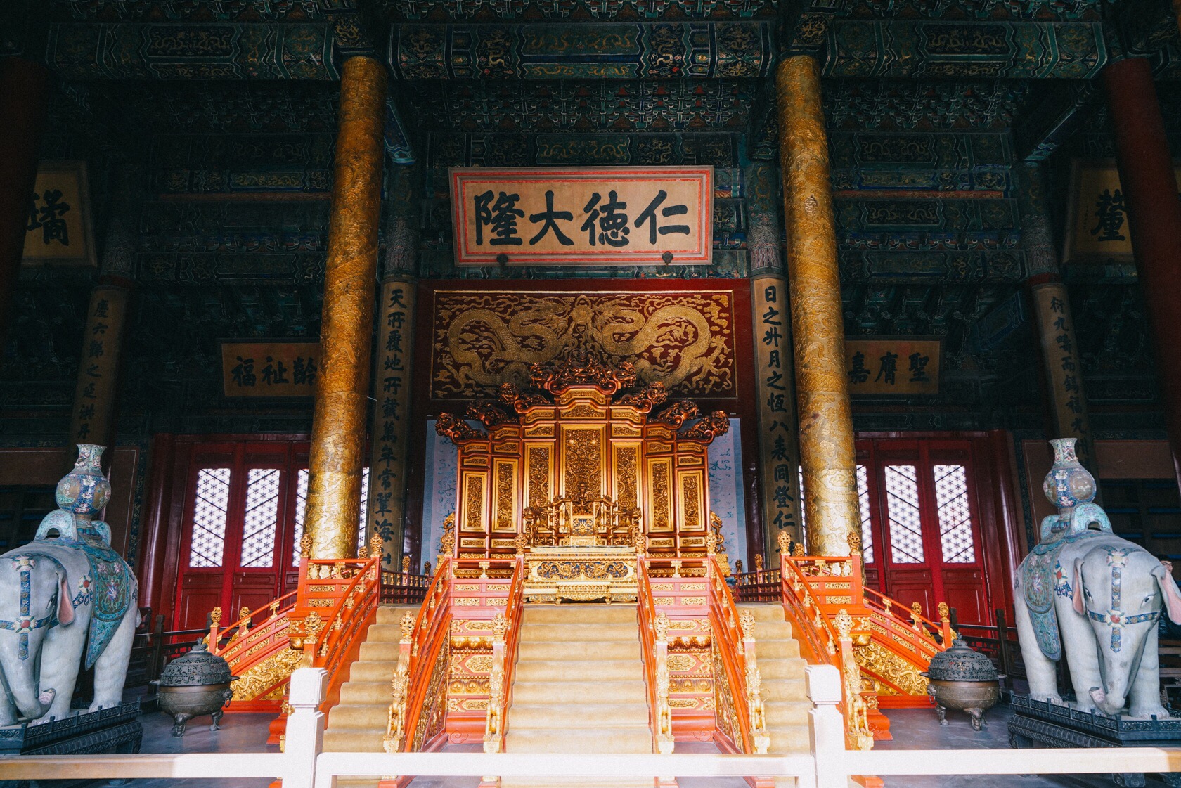 皇极殿,宁寿宫一圈的厢房就是展厅