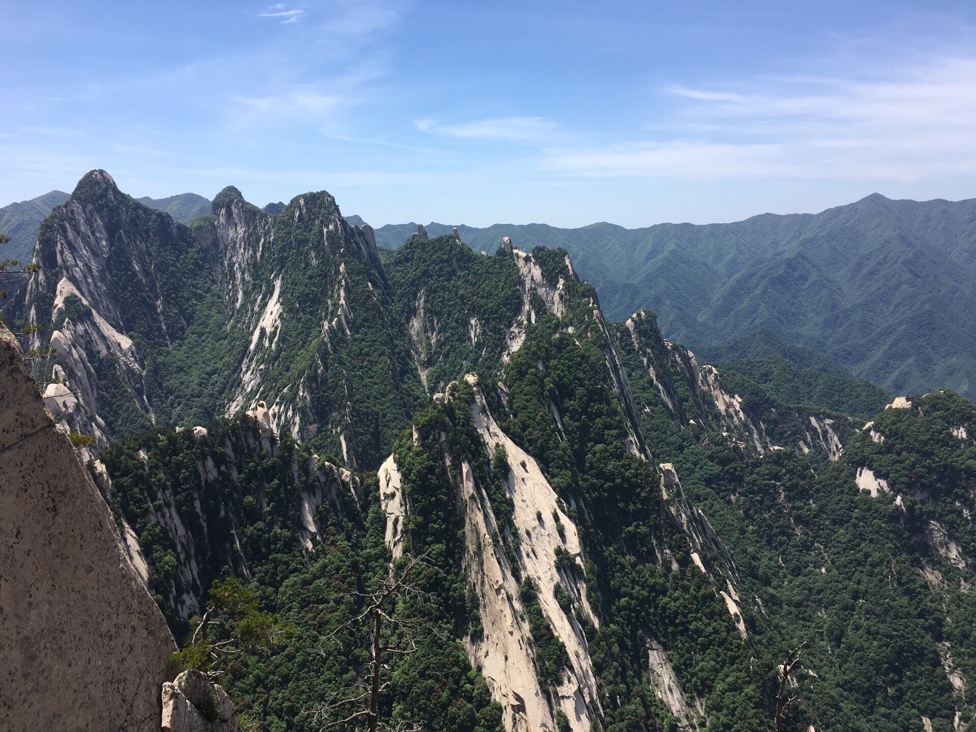 【攜程攻略】華山南峰景點,華山五峰東西南北中!