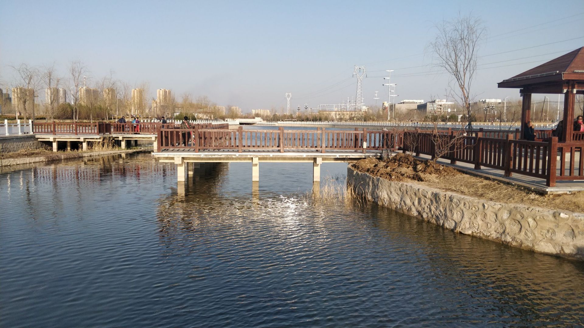 龙河公园 直线距离4.3km