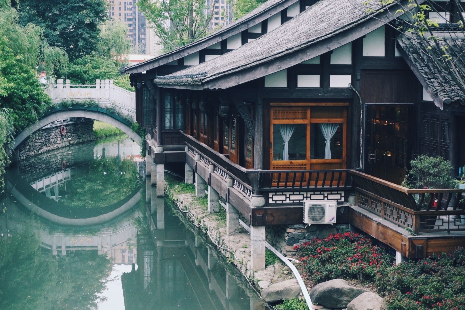 成都鐵像寺水街好玩嗎,成都鐵像寺水街景點怎麼樣_點評_評價【攜程