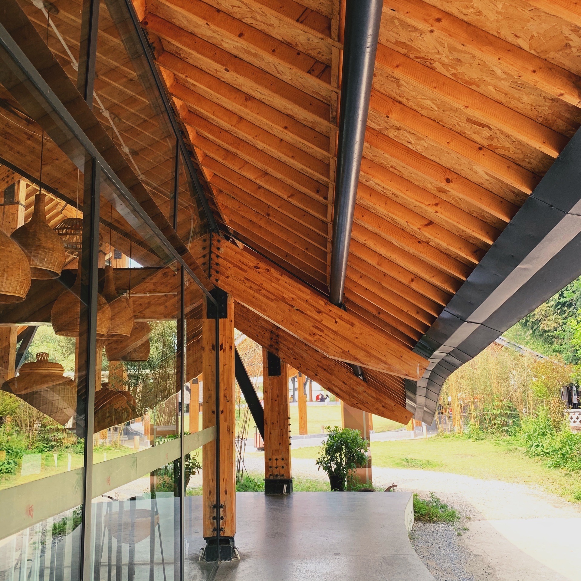 【携程美食林】崇州道明竹里餐馆,绿竹半含箨,新梢