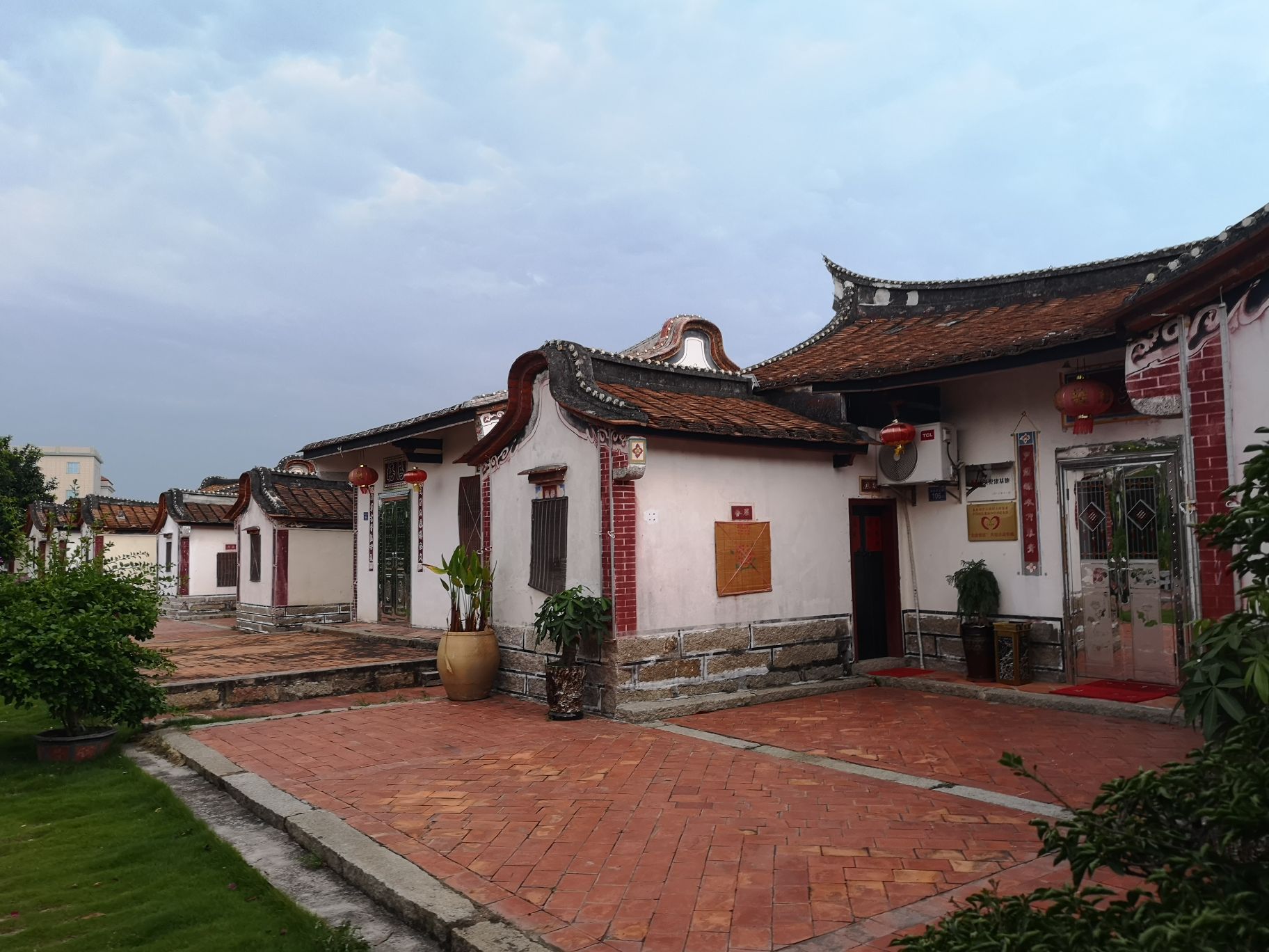 风车岛包车纯玩】惠安女风情园|蟳埔村|五店市|洛阳桥|开元寺|小岞