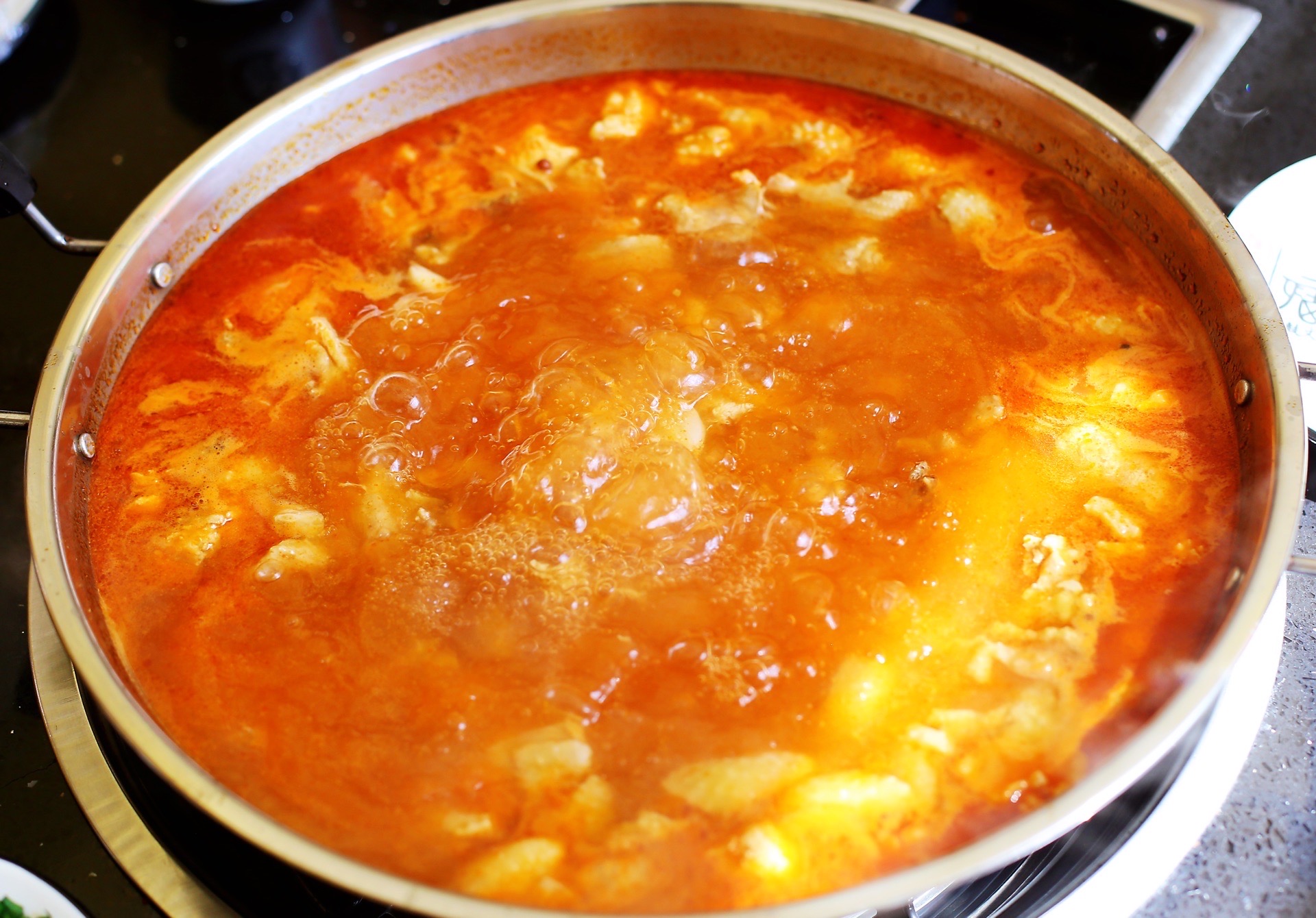 杨记香草酸汤鸡(呈贡店)