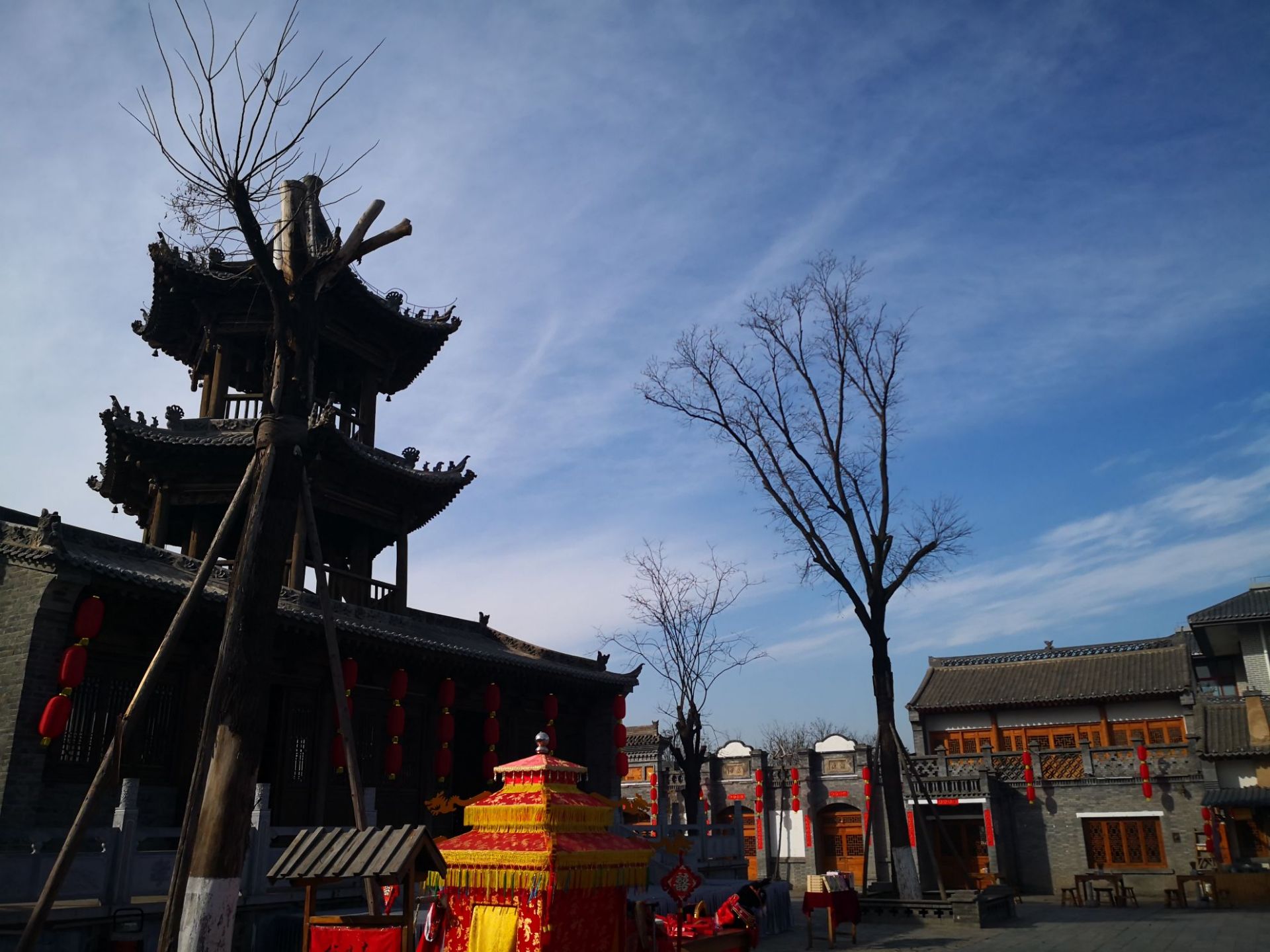 【携程攻略】西安白鹿原·白鹿仓景点,它的名字叫做白鹿仓,这是一个集