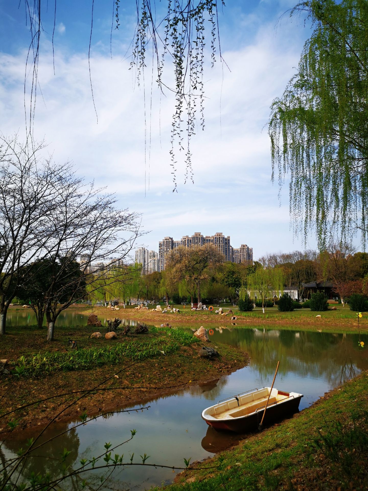 武汉法治广场攻略,武汉法治广场门票/游玩攻略/地址/图片/门票价格