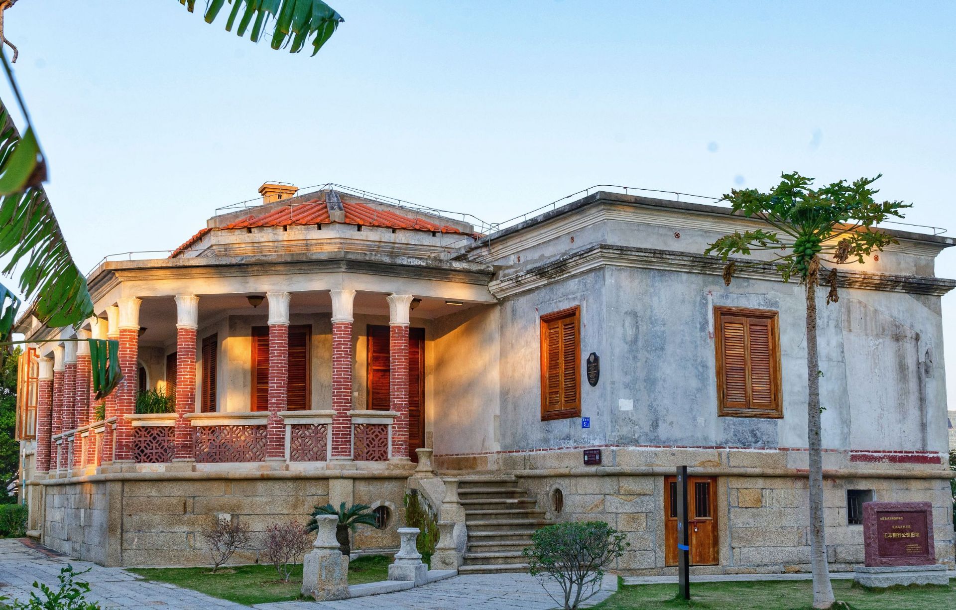 鼓浪屿三一堂好玩吗,鼓浪屿三一堂景点怎么样_点评_评价【携程攻略】