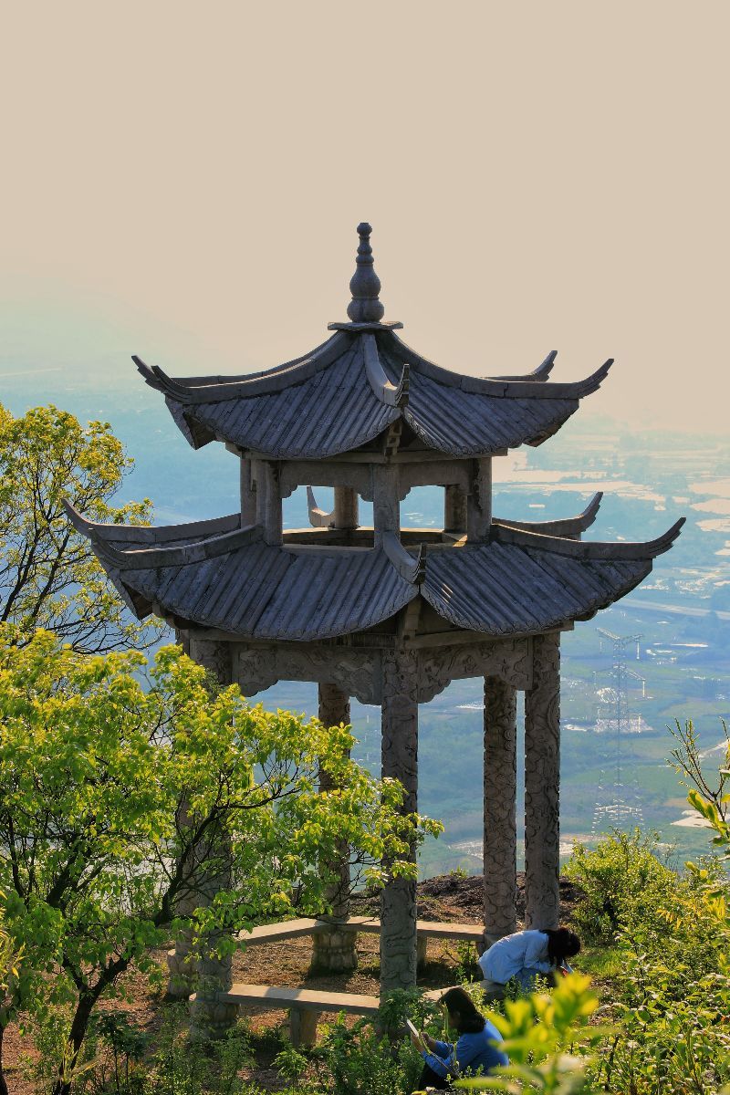 庐江岱鳌山好玩吗,庐江岱鳌山景点怎么样