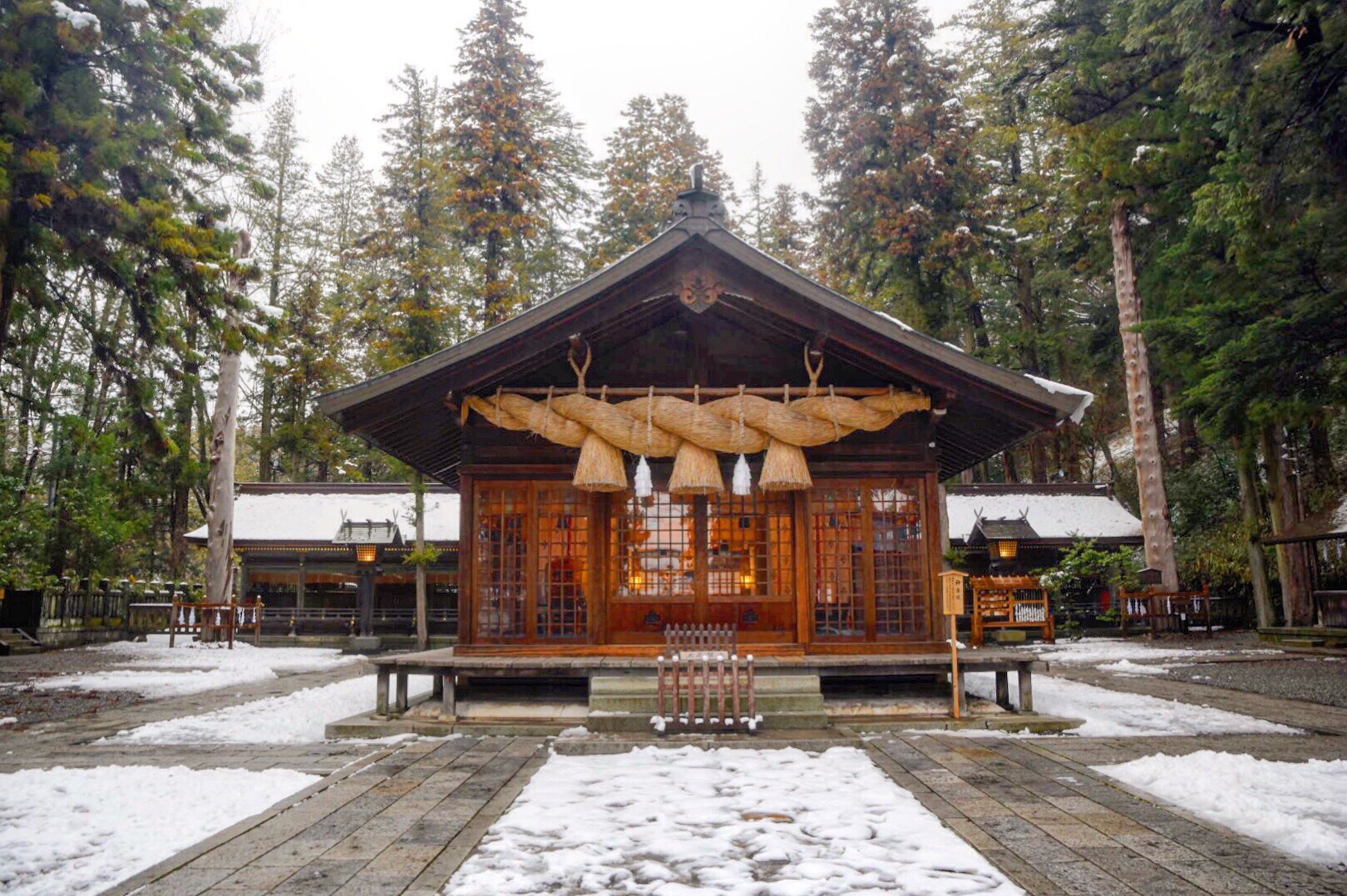 诹访大社(下社)