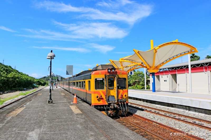 台湾铁路——太麻里车站 太麻里车站位于台东县太麻里乡,是台湾最