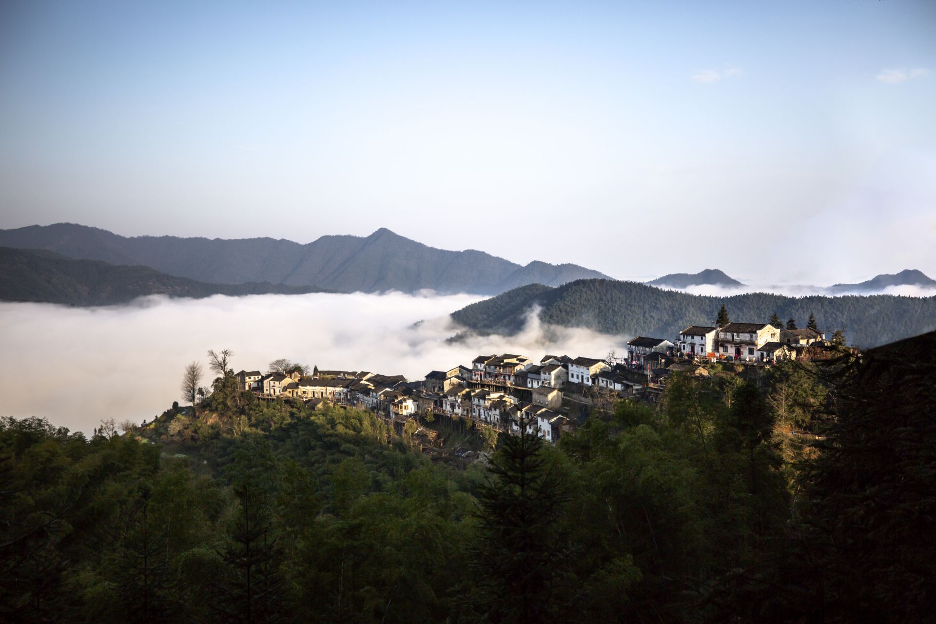 【携程攻略】休宁木梨硔景点,遗世独立的古村落长啥样