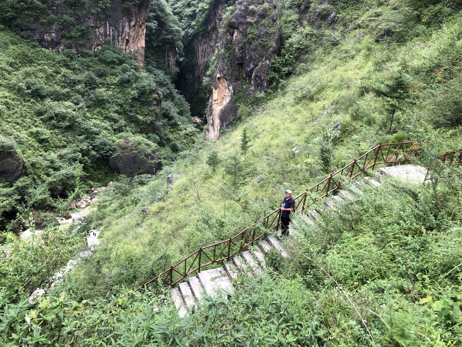 會澤雨碌大地縫