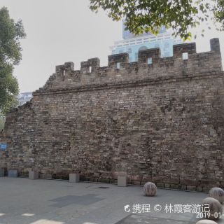 丽阳门广场 广场 建筑人文 距景点581m