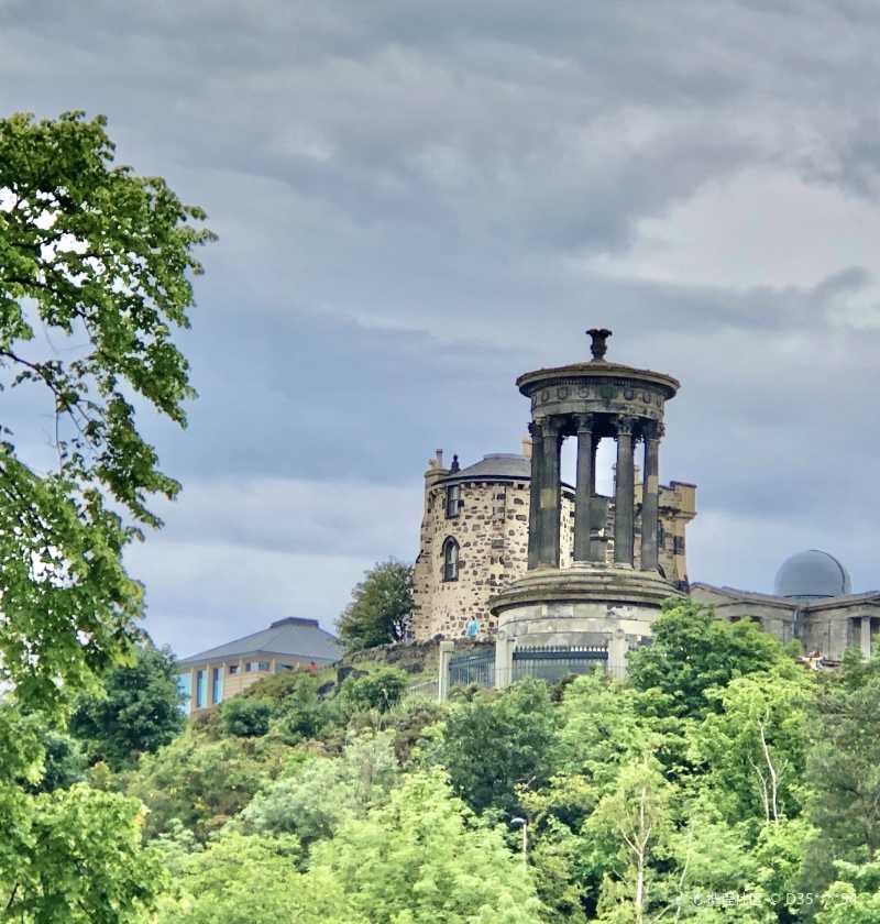 卡尔顿山calton hill是来爱丁堡必游之地.这里有 1-在