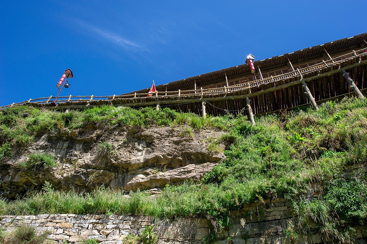 1-Day Ningwu Tour: Explore the Ten Thousand Ice Cave and Discover the rustic charm of Xuankong Village