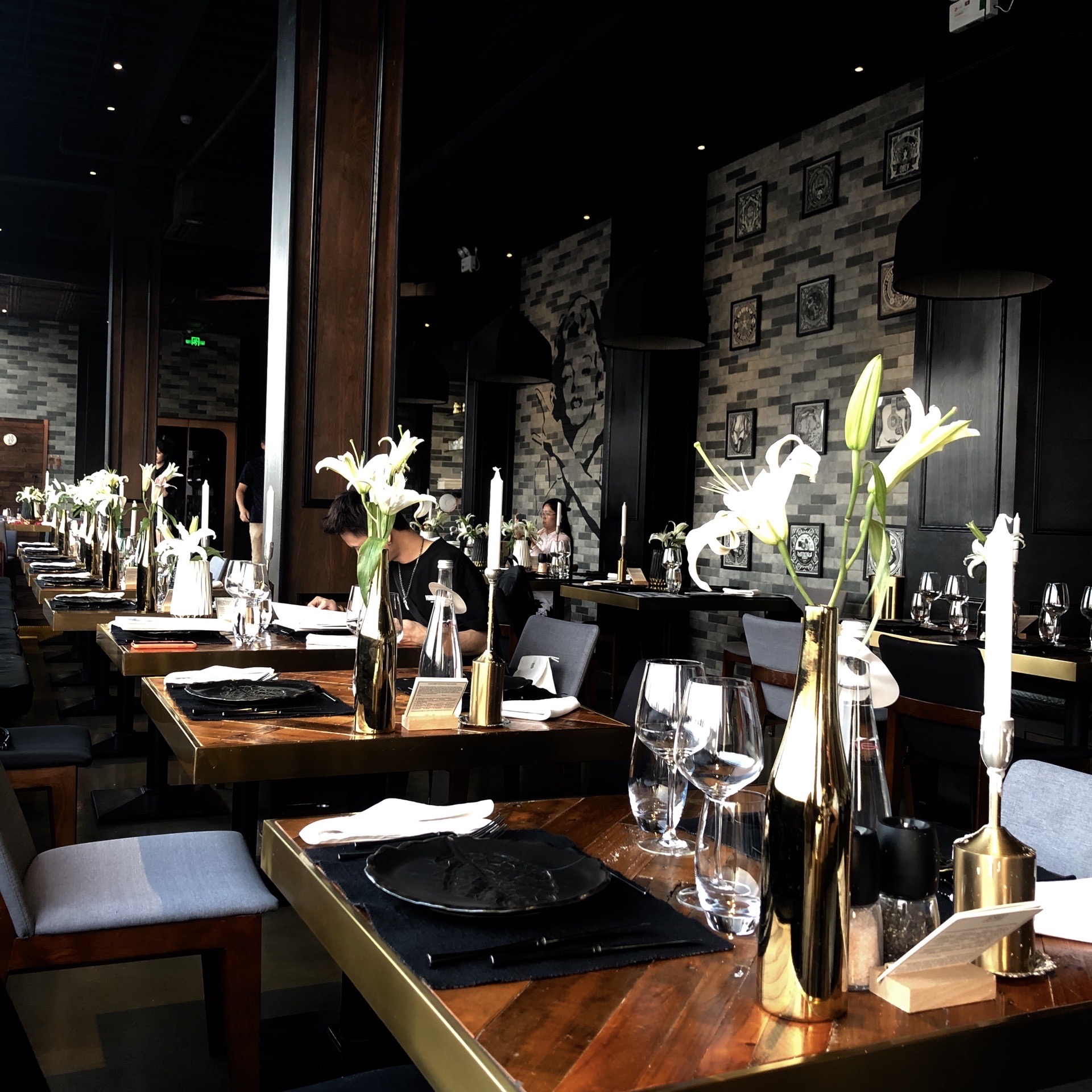 【携程美食林】广州fuel露台江景法餐(琶醍店)餐馆,广州探店!