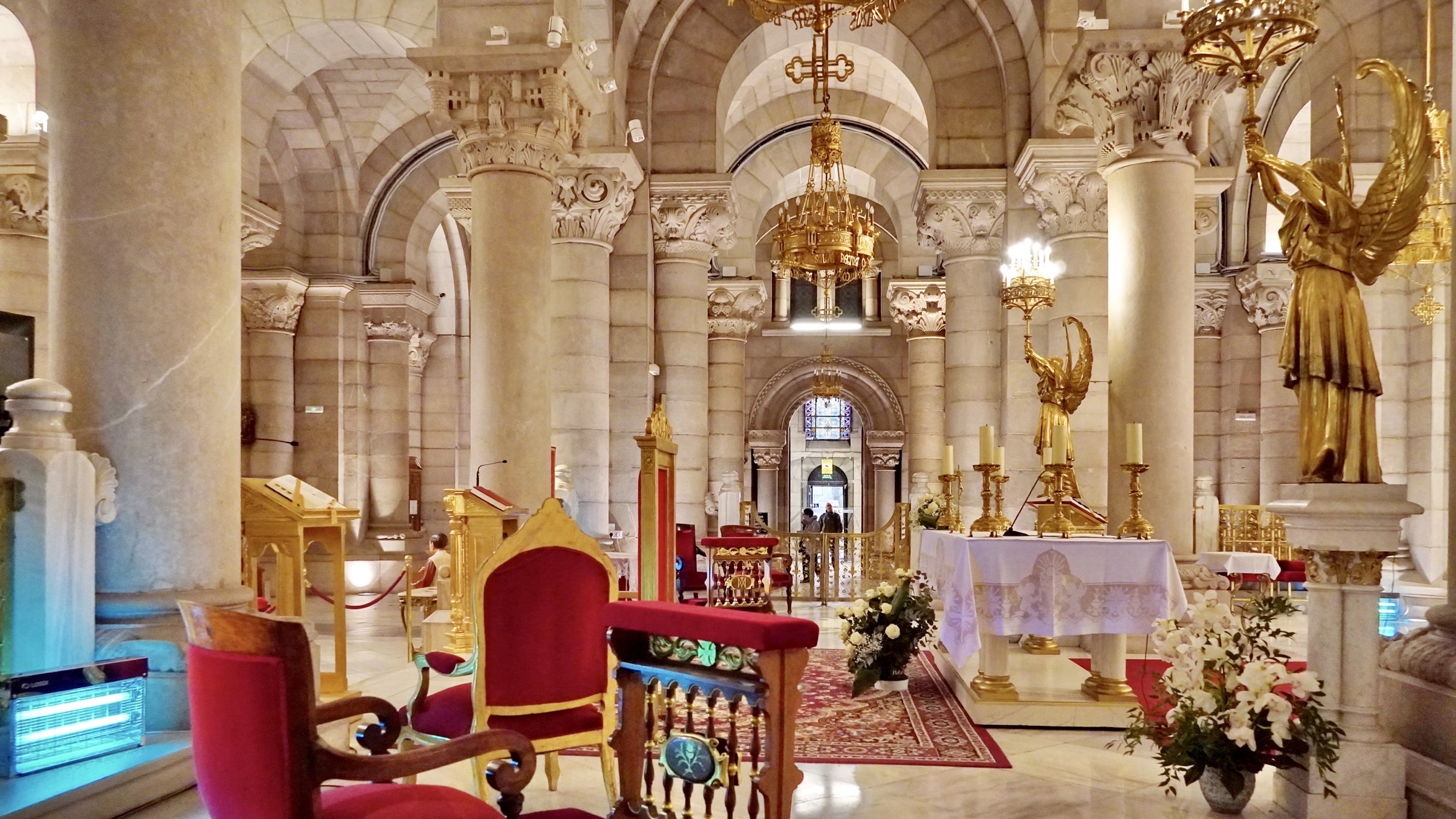 阿穆德纳圣母教堂