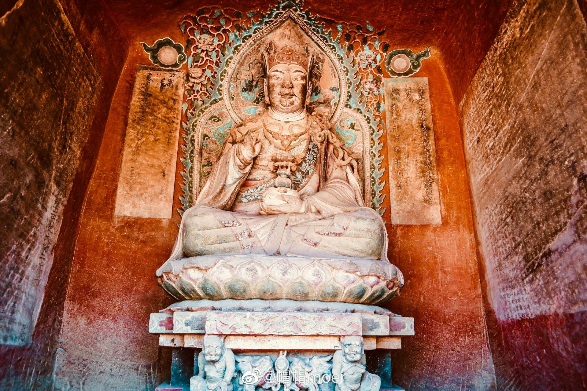 1-Day Guangyuan Tour: Explore Jianmenguan's History, Experience Qianfuya's Buddhist Charm