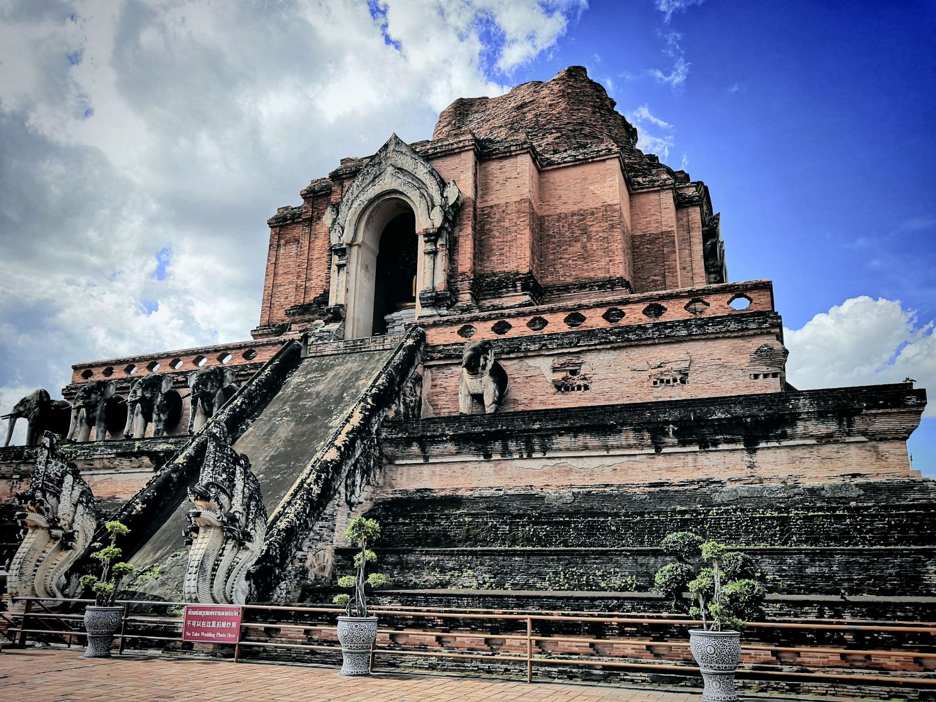 清迈清迈古城好玩吗,清迈清迈古城景点怎么样_点评_评价【携程攻略】