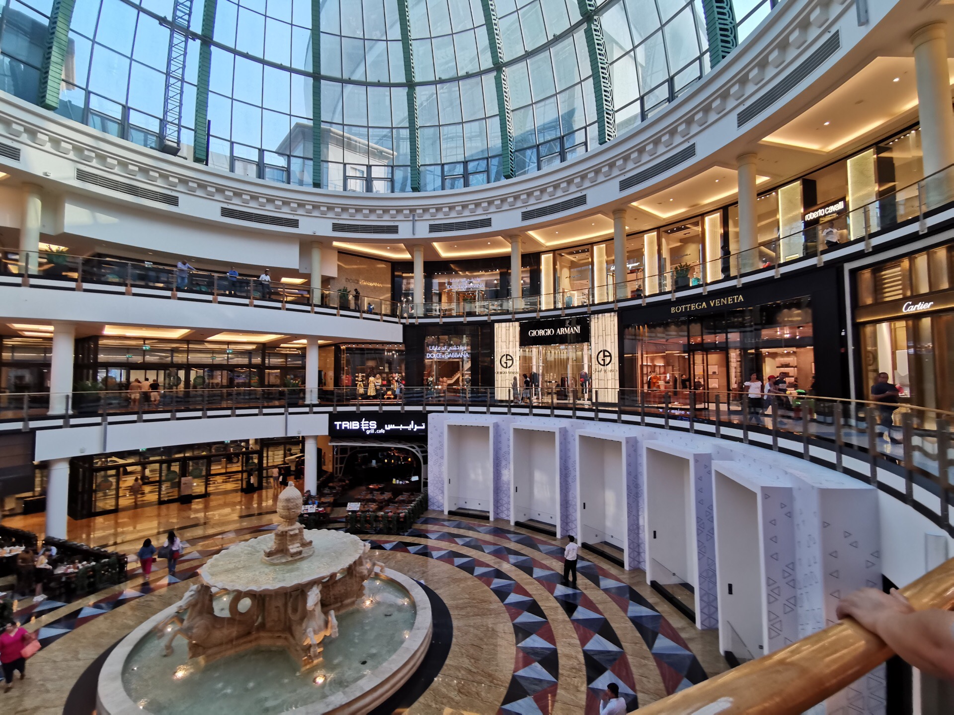 mall of the emirates